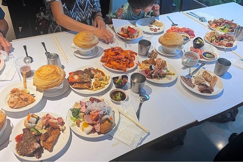 久千代海鮮百匯餐廳+海鮮吃到飽餐桌+天使紅蝦鮮魚實吃