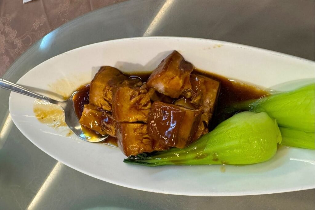 闔家歡南北餚餐館肥而不膩入口即化的鎮店東坡肉特寫
