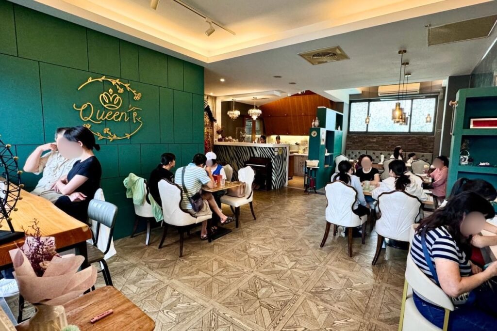 花蓮Queen'食早午餐店內整體用餐空間