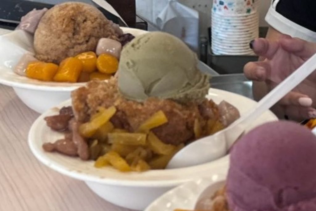 三立冰淇淋鐵觀音冰淇淋飛碟冰與花豆蜜鳳梨芋頭